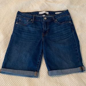 Vintage America Bermuda Jean shorts size 4